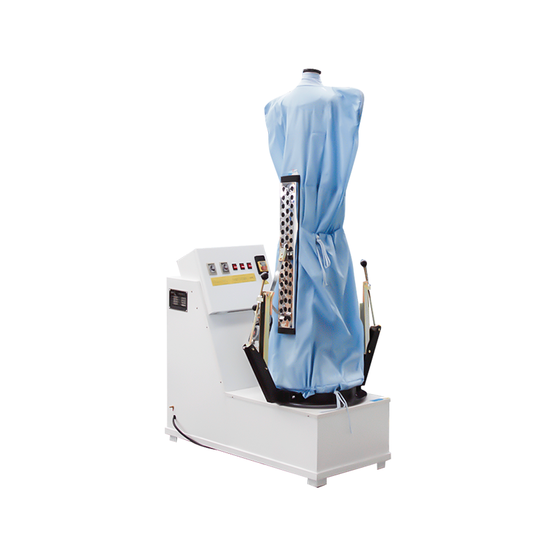 Stazione di finitura per indumenti completamente automatica